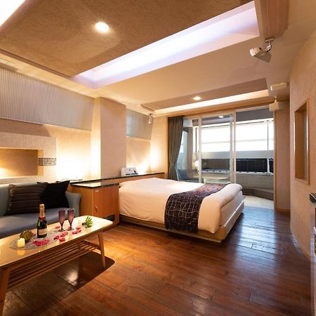 Отель Aria Makuhari Bay (Adults Only) Narashino Экстерьер фото
