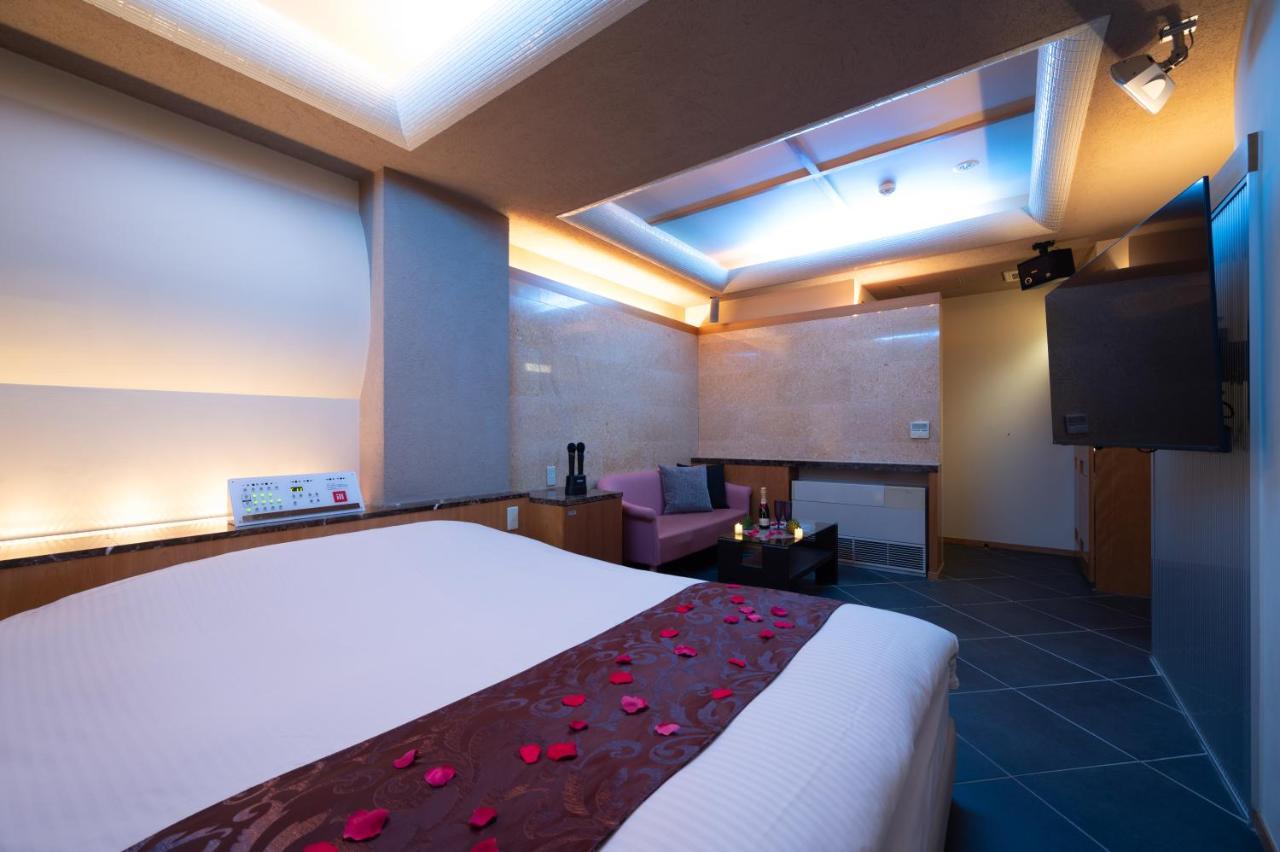 Отель Aria Makuhari Bay (Adults Only) Narashino Экстерьер фото