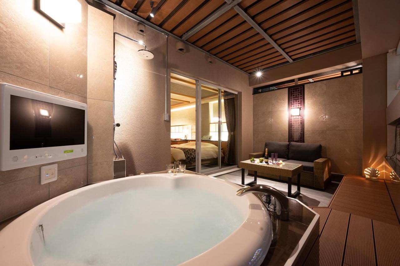 Отель Aria Makuhari Bay (Adults Only) Narashino Экстерьер фото