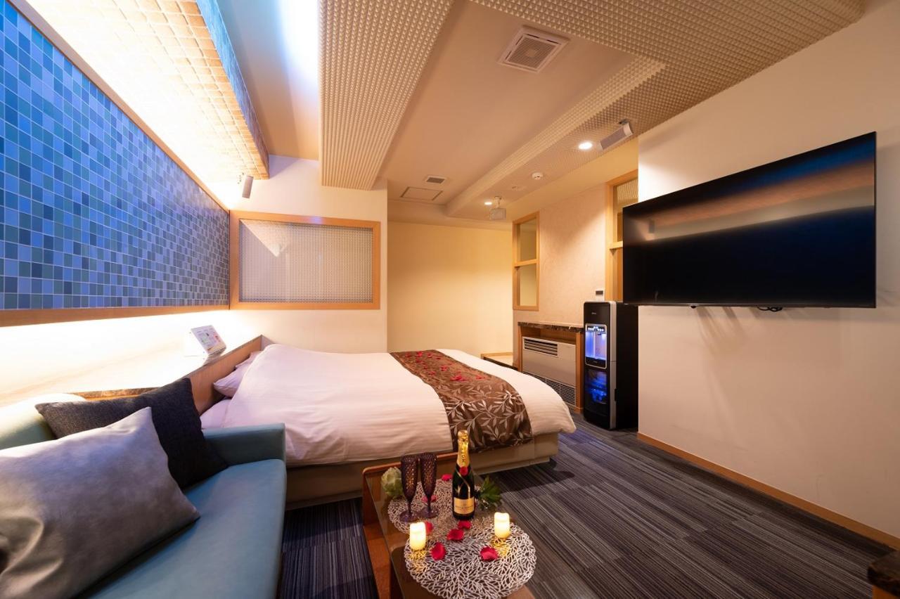 Отель Aria Makuhari Bay (Adults Only) Narashino Экстерьер фото