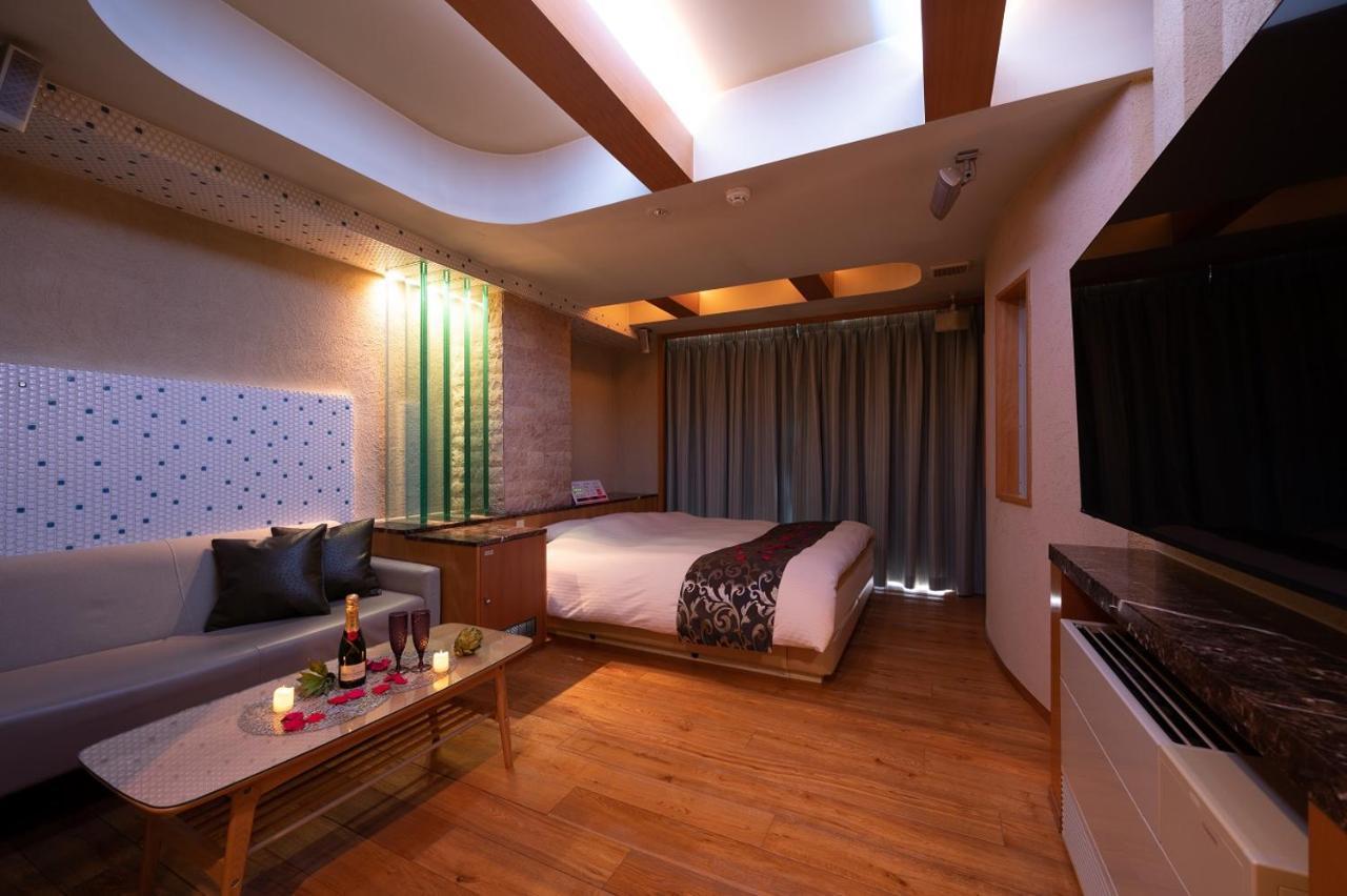 Отель Aria Makuhari Bay (Adults Only) Narashino Экстерьер фото