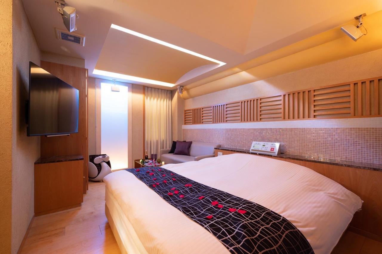Отель Aria Makuhari Bay (Adults Only) Narashino Экстерьер фото