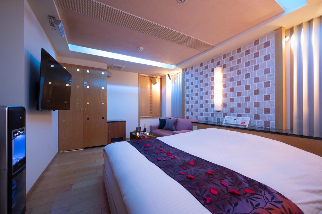 Отель Aria Makuhari Bay (Adults Only) Narashino Экстерьер фото