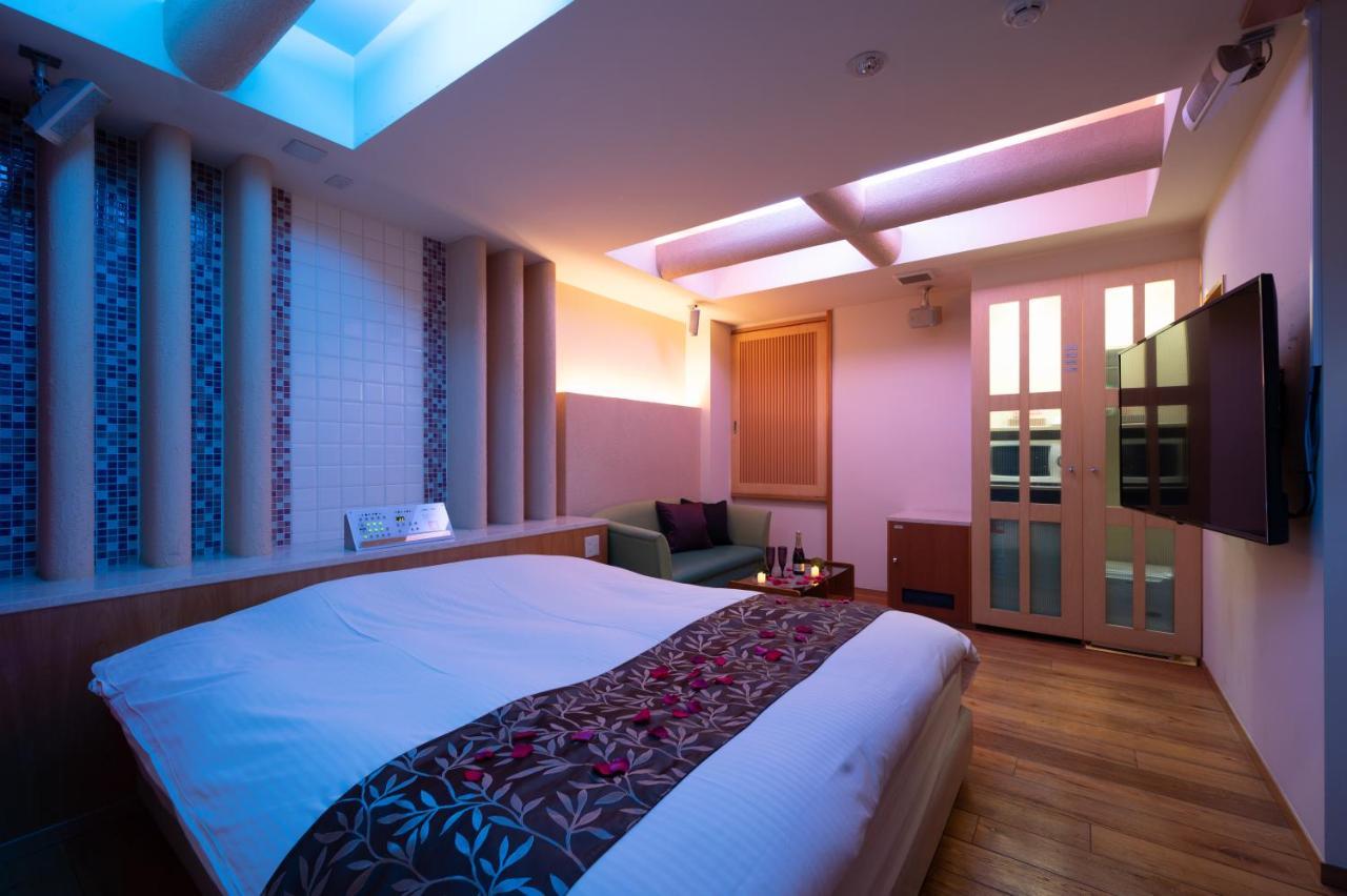 Отель Aria Makuhari Bay (Adults Only) Narashino Экстерьер фото